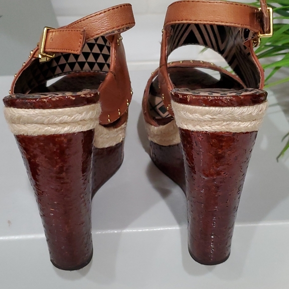 Jessica Simpson Women's  Leather Wedges Size 7.5 - Picture 5 of 5